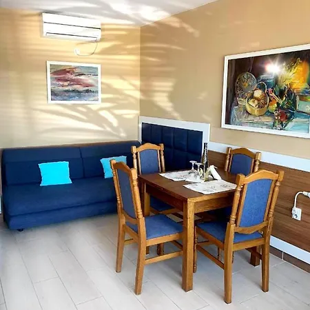 Apartament Royal Blue Przy Samym Morzu Plazy Primorsko